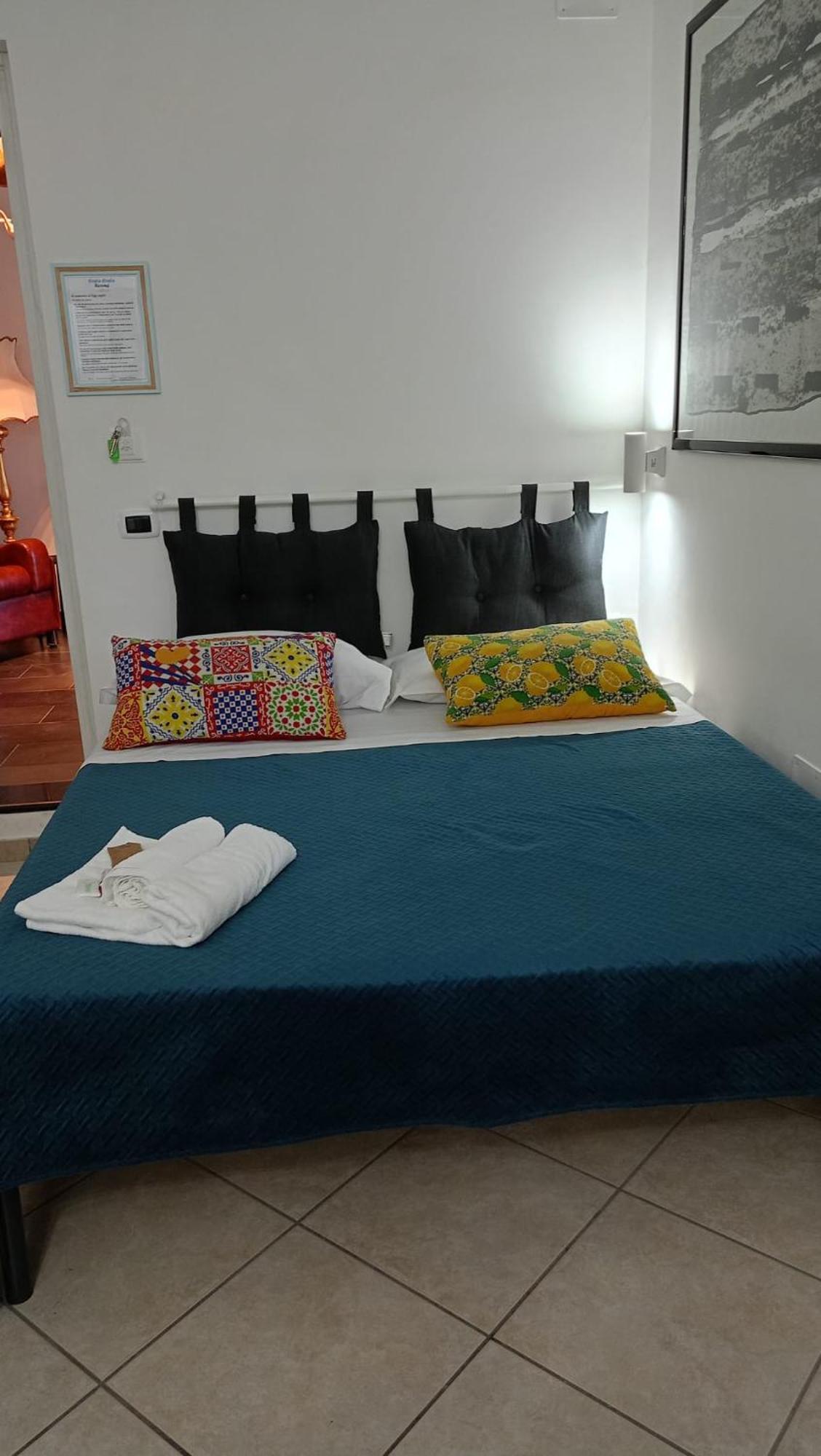 Costa Costa Rooms Sant'Egidio del Monte Albino Habitación foto